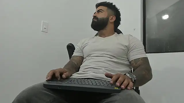 Lyon vach online show from 02.23.25