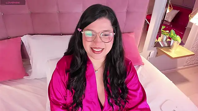 ArticaBelle online show from 11.27.25