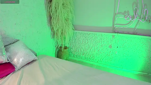 ArticaBelle online show from 11.28.25