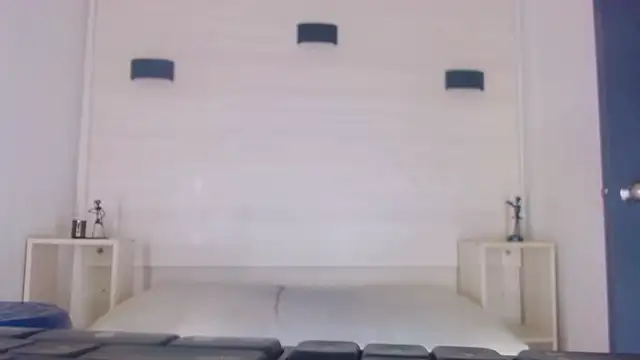 Molly Spears online show from 03.05.25