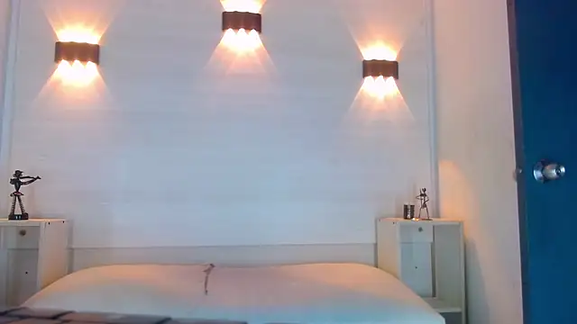 Molly Spears online show from 03.08.25