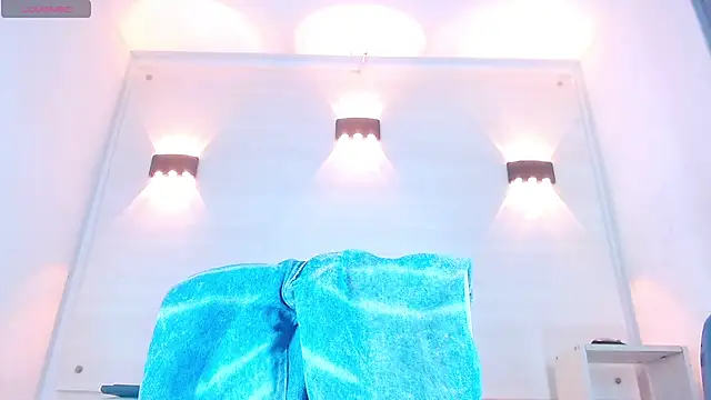 Molly Spears online show from 03.15.25