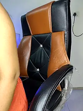 Snapshot of Black-Pearll chatting on 03.05.25 Black-Pearll online show from 03.05.25