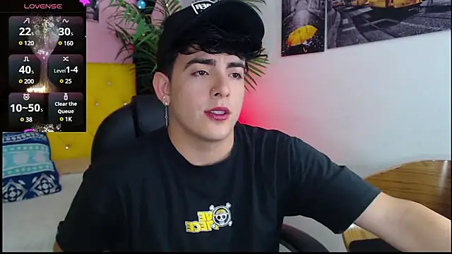 Snapshot of nolan_twink1 chatting on 01.07.25 nolan twink1 online show from 01.07.25