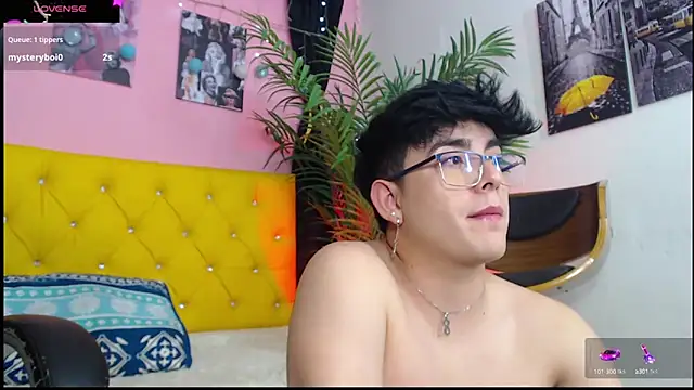 Snapshot of nolan_twink1 chatting on 01.09.25 nolan twink1 online show from 01.09.25