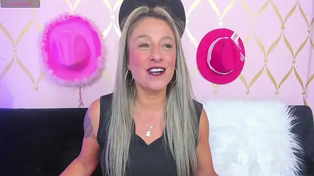 ladylians online show from 01.11.25