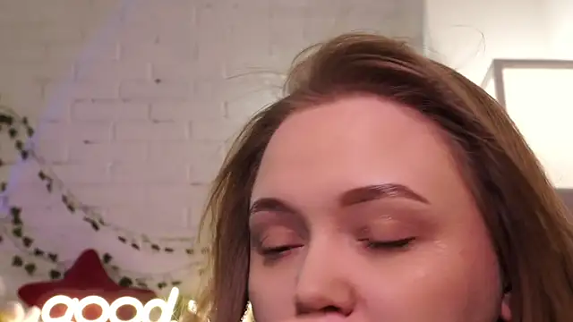 MonicaAsis online show from 04.25.26