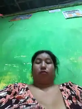 Snapshot of Rinki_Guptaa chatting on 03.17.25 Rinki Guptaa online show from 03.17.25