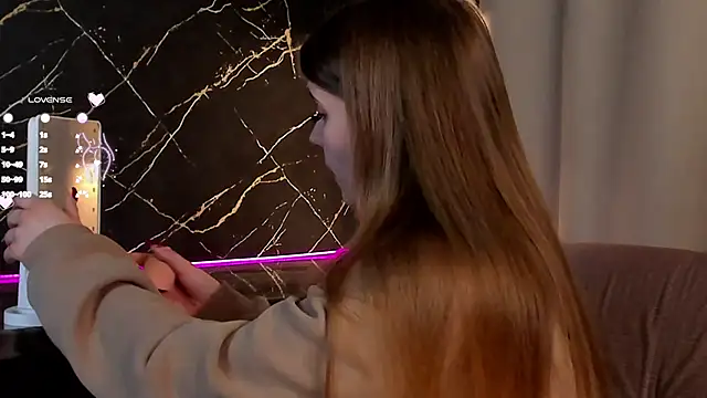 Snapshot of EdithHaskell chatting on 02.24.25 EdithHaskell online show from 02.24.25