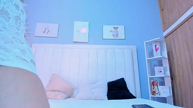 Paula-Brown1 online show from 03.12.25