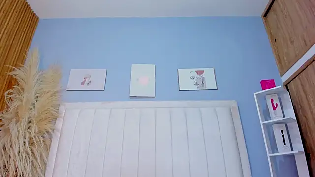 Paula-Brown1 online show from 09.25.25