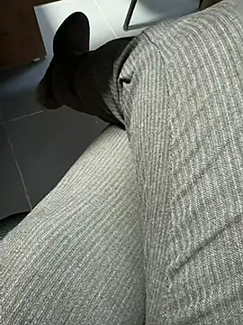 Snapshot of homidor chatting on 12.03.24 homidor online show from 12.03.24