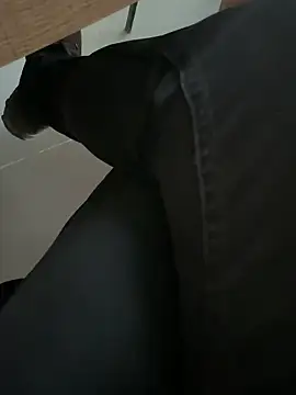 Snapshot of homidor chatting on 01.09.25 homidor online show from 01.09.25