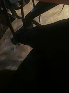 Snapshot of homidor chatting on 01.16.25 homidor online show from 01.16.25