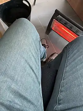 Snapshot of homidor chatting on 01.30.25 homidor online show from 01.30.25