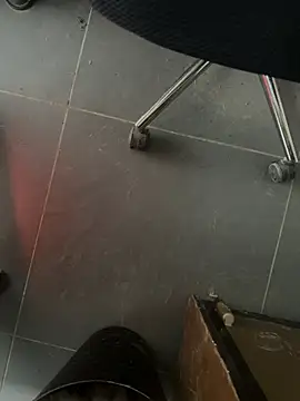 Snapshot of homidor chatting on 02.05.25 homidor online show from 02.05.25