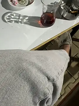 Snapshot of homidor chatting on 09.14.25 homidor online show from 09.14.25