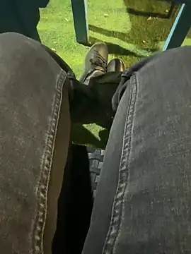 Snapshot of homidor chatting on 10.04.25 homidor online show from 10.04.25