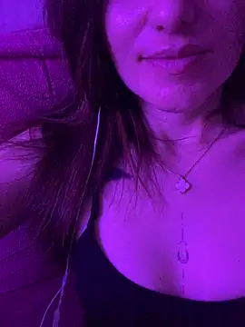 Snapshot of Larissasafadinha chatting on 12.10.24 Larissasafadinha online show from 12.10.24