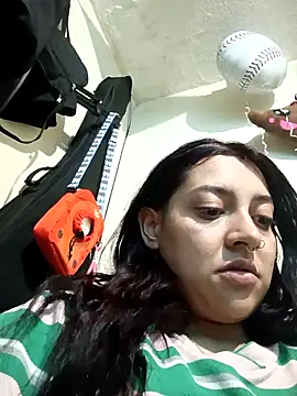 CORALINE GREYM online show from 10.19.25