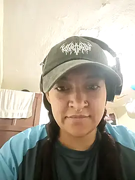 CORALINE GREYM online show from 10.25.25