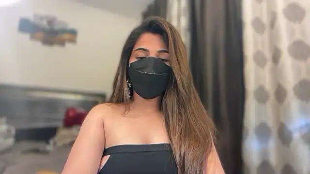 Hotty-Sana online show from 04.26.26