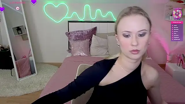 Snapshot of SashaBrooks chatting on 05.12.26 SashaBrooks online show from 05.12.26