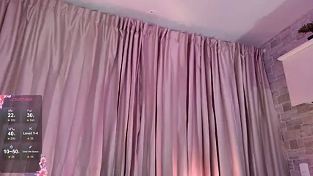 candyy bella online show from 04.28.26
