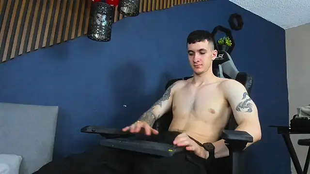 JacksonOlsenn online show from 02.22.25