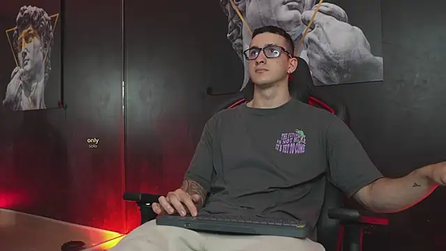 JacksonOlsenn online show from 11.07.25