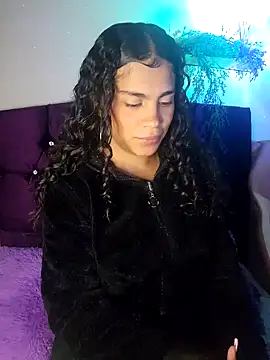 NINA 18 YEARS online show from 12.03.24