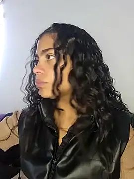 NINA 18 YEARS online show from 12.27.24