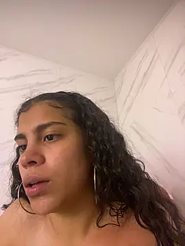 NINA 18 YEARS online show from 02.18.25