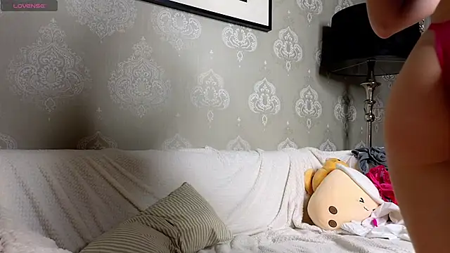 AnneFoxy online show from 02.02.25