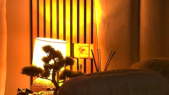 AngeliqueSkye online show from 11.28.25