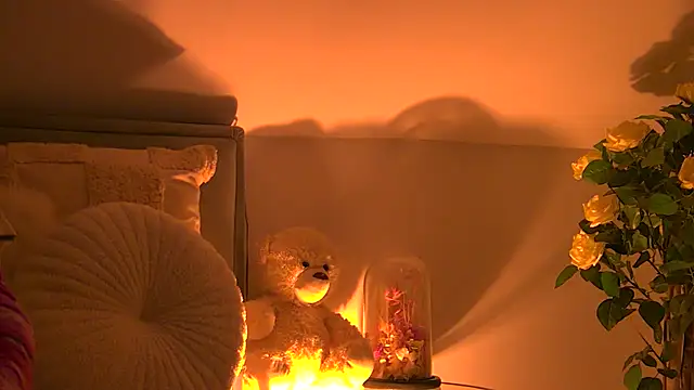 AngeliqueSkye online show from 12.04.25