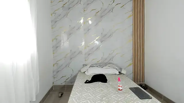 Snapshot of coralcarter1 chatting on 01.08.26 coralcarter1 online show from 01.08.26