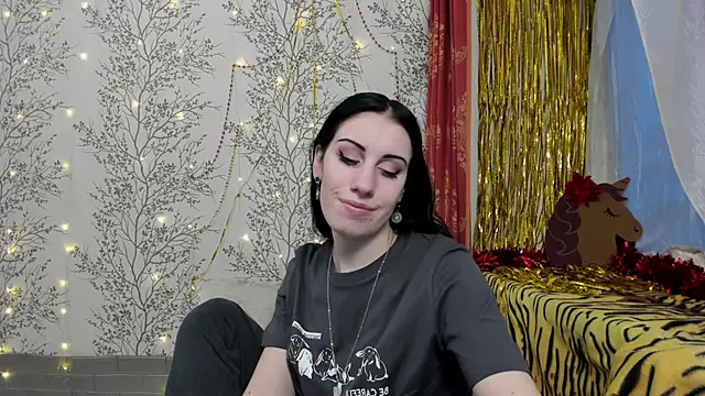 Mary0Lou online show from 12.28.24