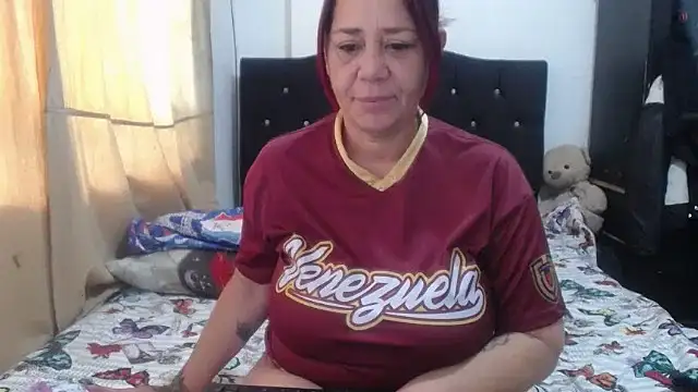 merryymaturee  online show from 09.12.25