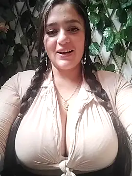Snapshot of hanna-a chatting on 12.05.24 hanna-a online show from 12.05.24