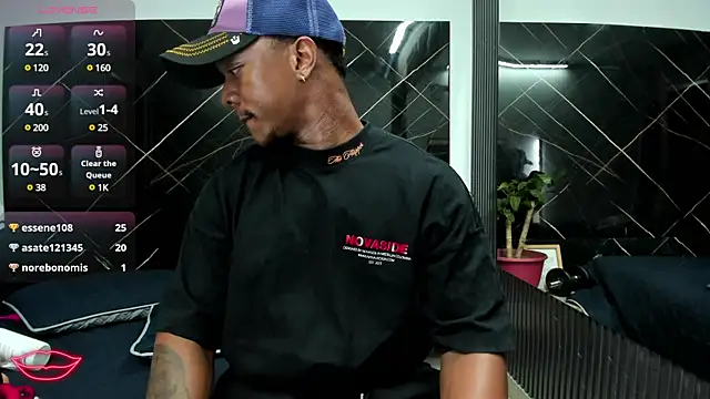 Snapshot of ronnie_7777 chatting on 03.13.25 ronnie 7777 online show from 03.13.25