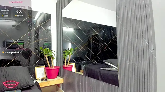 Snapshot of ronnie_7777 chatting on 03.15.25 ronnie 7777 online show from 03.15.25