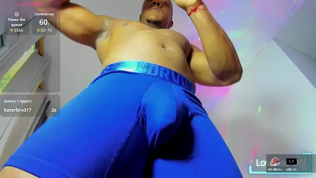 Snapshot of ronnie_7777 chatting on 10.22.25 ronnie 7777 online show from 10.22.25