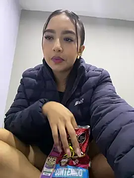 SOPHIACANDY19  online show from 12.12.24