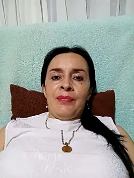 Samantha Sullivan  online show from 02.18.25