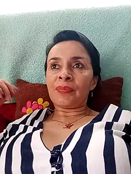 Samantha Sullivan  online show from 03.15.25