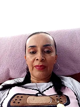 Samantha Sullivan  online show from 10.08.25