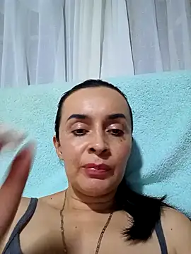 Samantha Sullivan  online show from 10.18.25