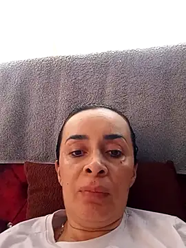 Samantha Sullivan  online show from 11.06.25