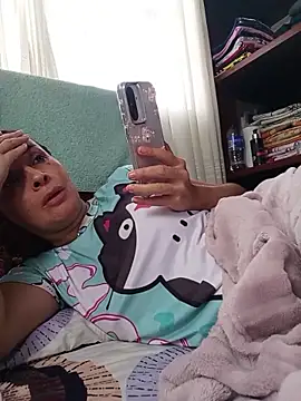 Samantha Sullivan  online show from 03.06.26